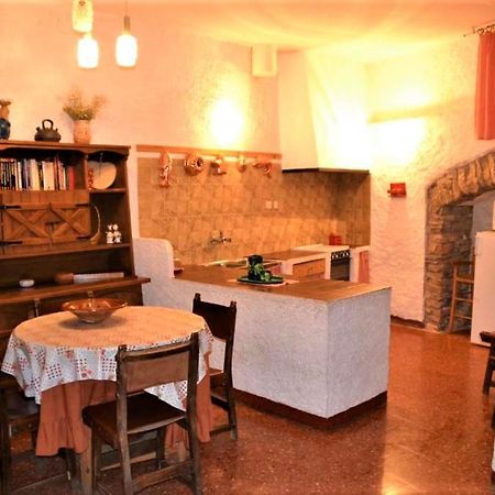 Casa Rural Con Cueva - Cal Gravat Montsonis Zewnętrze zdjęcie